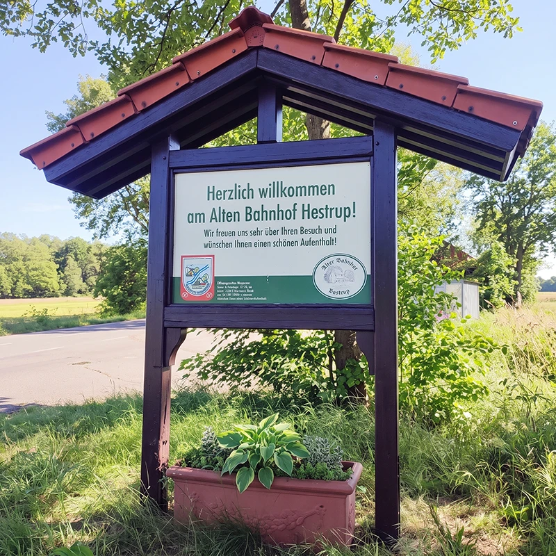 Willkommenschild Öffnungszeiten